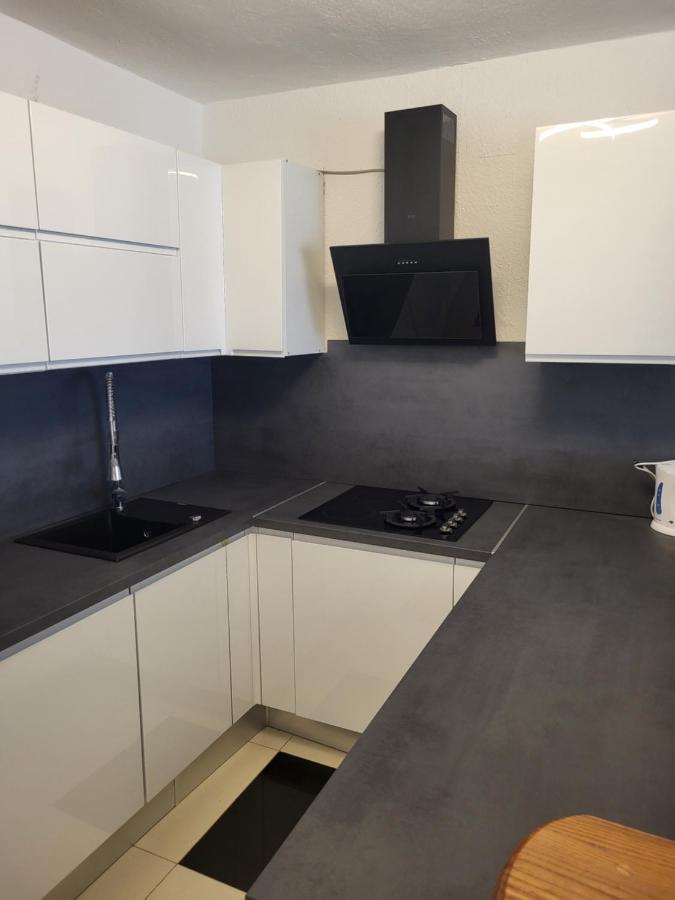 Apartment Sanja Сень Экстерьер фото