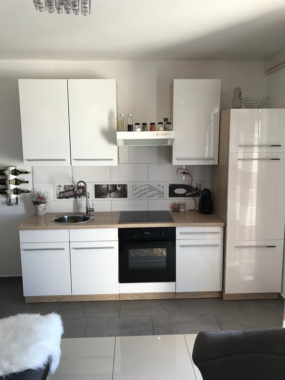 Apartment Sanja Сень Экстерьер фото