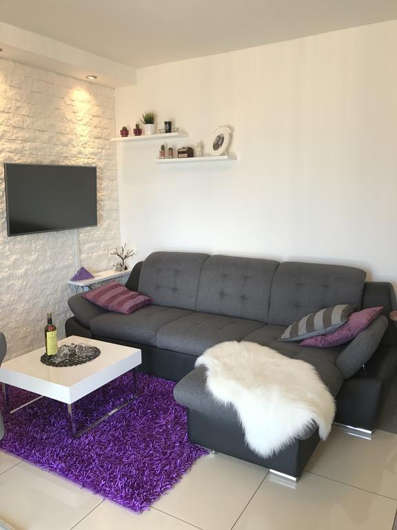 Apartment Sanja Сень Экстерьер фото